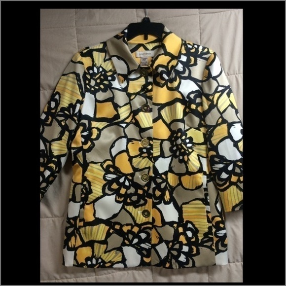 Covington Button Up 3/4 Sleeve Coat - Picture 3 of 4